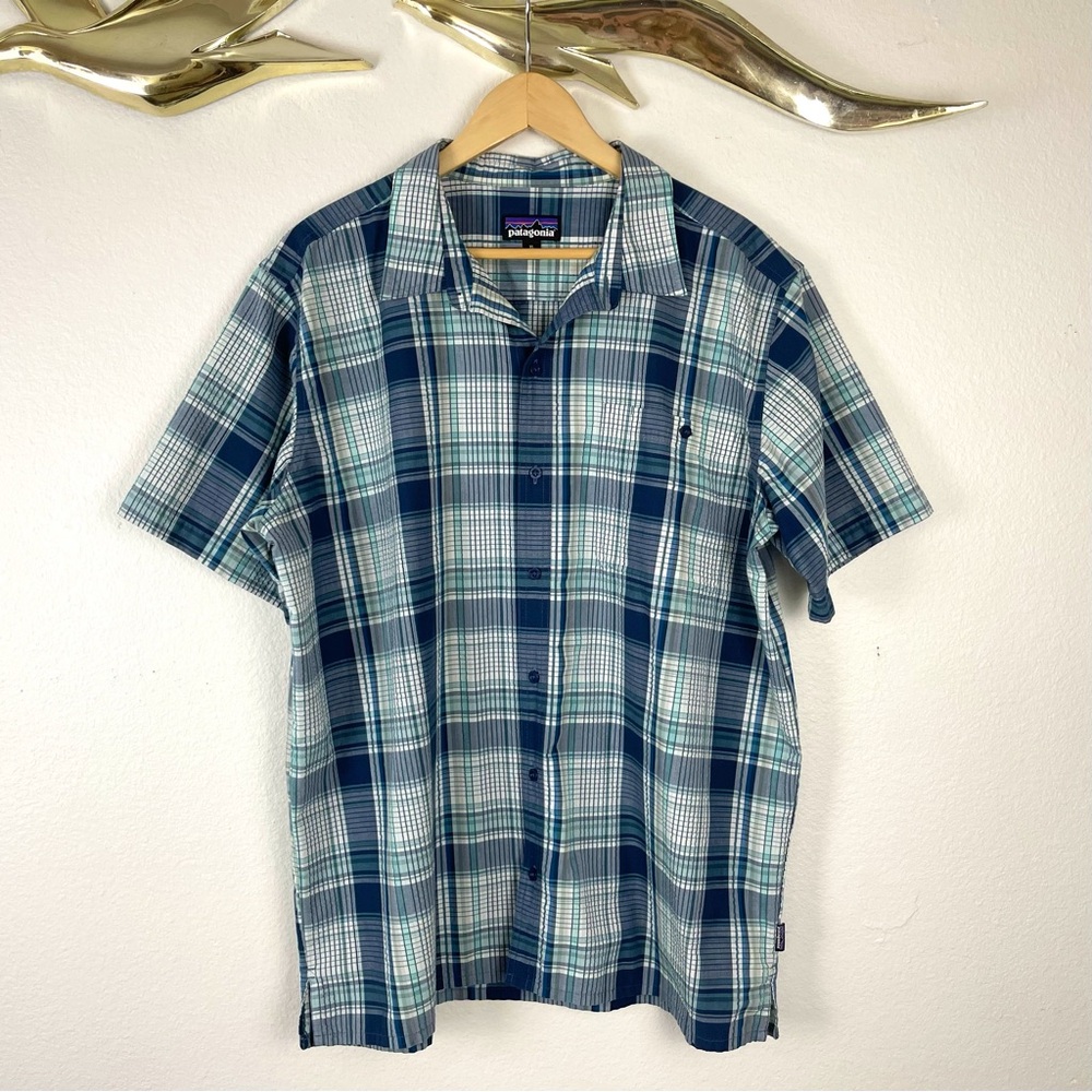 Patagonia Textured Cool Tone Plaid Short Sleeve Button Down Shirt